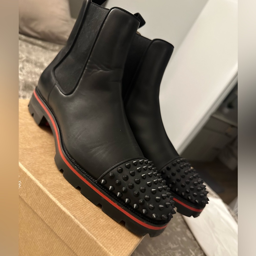 Christian Louboutin spike melon size 9 men. original